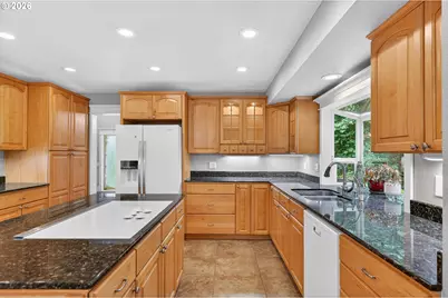 725 Carrera Ln, Lake Oswego, OR 97034 - Photo 9