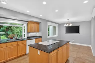 725 Carrera Ln, Lake Oswego, OR 97034 - Photo 7