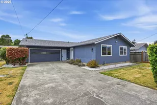 1110 Fenwick St, Coos Bay, OR 97420 - Photo 1