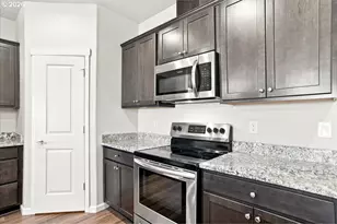 5722 NE 59th Cir, Vancouver, WA 98661 - Photo 9