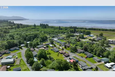 7115 Ortelius Dr, Ilwaco, WA 98624 - Photo 3