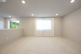 16800 SW Dowitcher Ln, Beaverton, OR 97007 - Photo 35