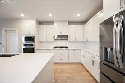 16800 SW Dowitcher Ln, Beaverton, OR 97007 - Photo 11