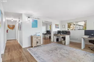 2115 E 27th St, Vancouver, WA 98660 - Photo 5