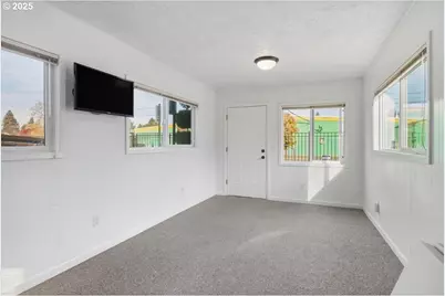 2115 E 27th St, Vancouver, WA 98660 - Photo 31