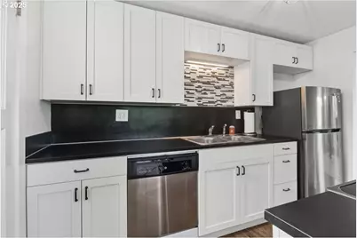 2115 E 27th St, Vancouver, WA 98660 - Photo 25