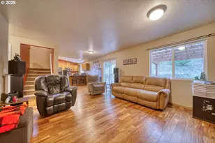 29502 Old Rainier Rd, Rainier, OR 97048 - Photo 13