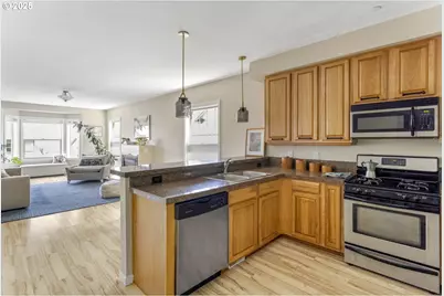 9243 NW Germantown Rd, Portland, OR 97231 - Photo 11
