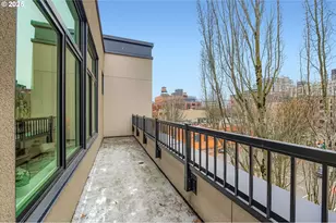 618 NW 12th Ave, Portland, OR 97209 - Photo 15