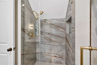 1740 NW Klickitat St, Camas, WA 98607 - Photo 35