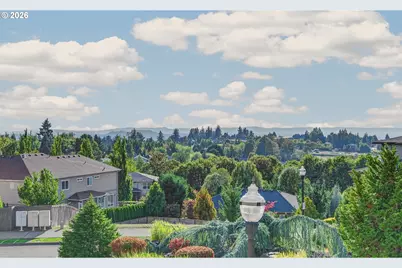 1740 NW Klickitat St, Camas, WA 98607 - Photo 3