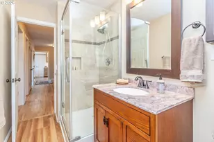6805 NE Multnomah St, Portland, OR 97213 - Photo 19