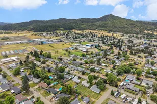 164 Hawthorne St, Sutherlin, OR 97479 - Photo 41