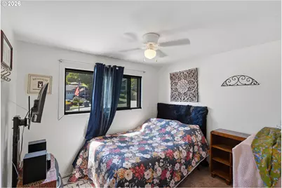 2220 Maine Ct, North Bend, OR 97459 - Photo 25