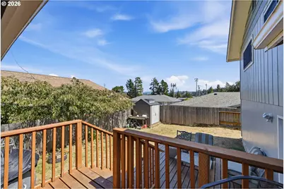 2220 Maine Ct, North Bend, OR 97459 - Photo 39