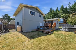 2220 Maine Ct, North Bend, OR 97459 - Photo 43