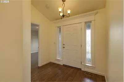 940 Hayes St, Mount Angel, OR 97362 - Photo 5