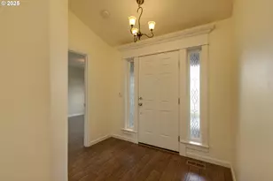 940 Hayes St, Mount Angel, OR 97362 - Photo 5