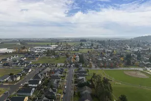 940 Hayes St, Mount Angel, OR 97362 - Photo 37