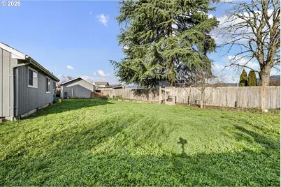 1132 T St, Springfield, OR 97477 - Photo 39