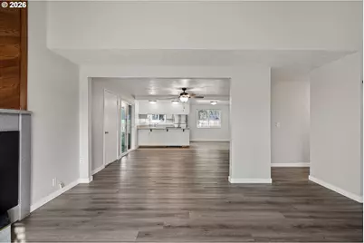 1132 T St, Springfield, OR 97477 - Photo 11