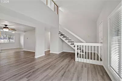 1132 T St, Springfield, OR 97477 - Photo 5