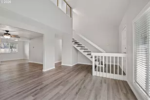 1132 T St, Springfield, OR 97477 - Photo 5