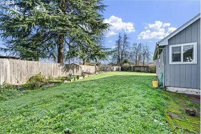 1132 T St, Springfield, OR 97477 - Photo 35