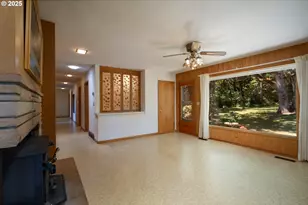 3375 Eagle Crest Rd NW, Salem, OR 97304 - Photo 15