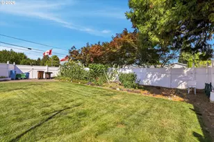 3562 SE Cedar St, Hillsboro, OR 97123 - Photo 39