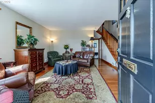 1221 Juniper St, Junction City, OR 97448 - Photo 9