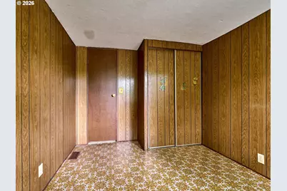 22069 Erica Dr, Aurora, OR 97002 - Photo 13