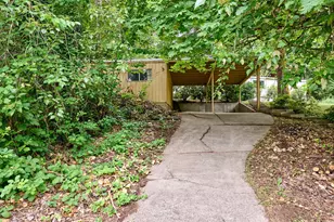 22069 Erica Dr, Aurora, OR 97002 - Photo 19