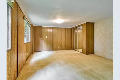 22069 Erica Dr, Aurora, OR 97002 - Photo 9