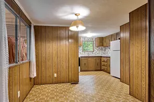 22069 Erica Dr, Aurora, OR 97002 - Photo 5