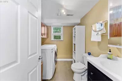 1947 SE Meadow Ct, Gresham, OR 97080 - Photo 23