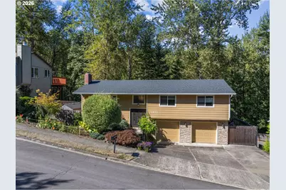1947 SE Meadow Ct, Gresham, OR 97080 - Photo 1