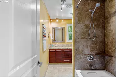 1947 SE Meadow Ct, Gresham, OR 97080 - Photo 19