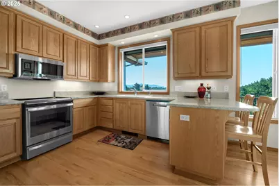 388 Ridge Ct, Manzanita, OR 97130 - Photo 13