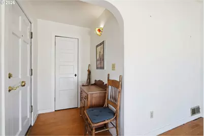 7619 SE Insley St, Portland, OR 97206 - Photo 3