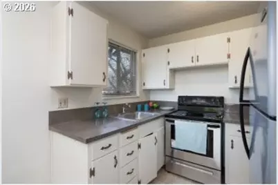 1800 SE Stark St SE, Portland, OR 97214 - Photo 7