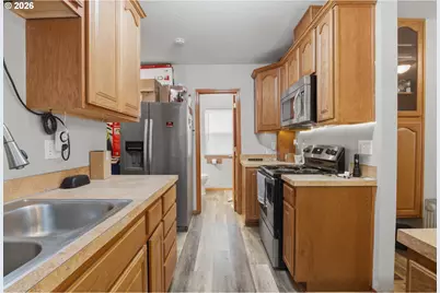 715 S McLoughlin Blvd, Oregon City, OR 97045 - Photo 7