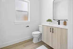 2011 SW Moss St, Portland, OR 97219 - Photo 11