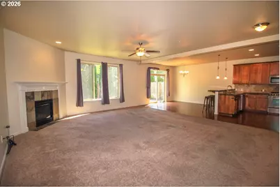 6398 SE Gettman Ter, Hillsboro, OR 97123 - Photo 5