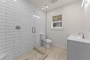 11268 NE Prescott St, Portland, OR 97220 - Photo 7