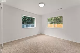 11268 NE Prescott St, Portland, OR 97220 - Photo 9