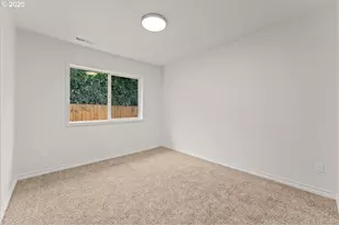 11268 NE Prescott St, Portland, OR 97220 - Photo 23