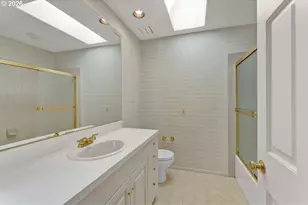 2574 W 28th Ave, Eugene, OR 97405 - Photo 27