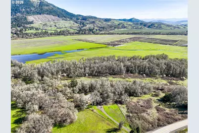 687 Hubbard Creek Rd, Umpqua, OR 97486 - Photo 17