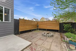 2528 N Roger Smith Dr, Newberg, OR 97132 - Photo 39